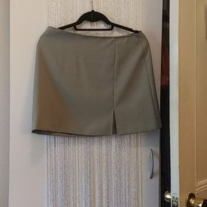MINI SKIRT, SIZE 11.
